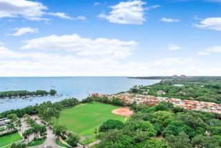 MVR - Longest Rooftop Pool in Florida-Yours - Miami - 9