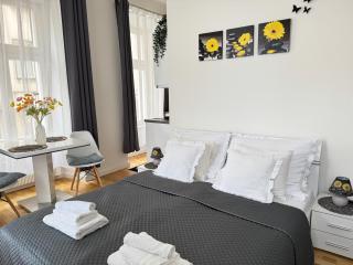 Praha 1 Florenc Hlavní mesto Romantic Apartments - Prag - 0