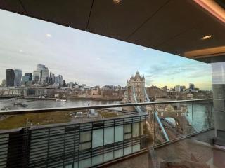 Stunning Luxury Apartment Amazing Views 3 Beds - Clooney Park - 7