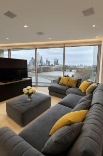 Stunning Luxury Apartment Amazing Views 3 Beds - Clooney Park - 5