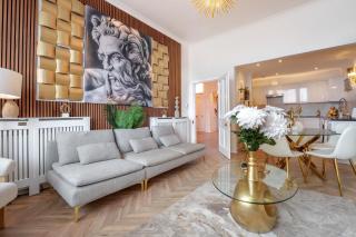 The Tuscana Apartment - Stirling - 0