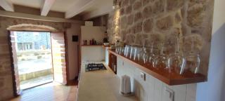 Authentic Stone House - Vis - 2