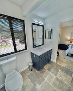 Big, Tidy, Cushy, & Activities - Madison - 1