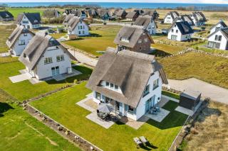 Rügenzauber Reetdachhaus mit Sauna u Kamin Strandnähe Garten - 5