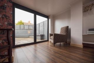 The Courtyard, Residence in Roundhay, Leeds - Roundhay - 2