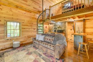 Escape to Nature Secluded McDonough Cabin! - - 0