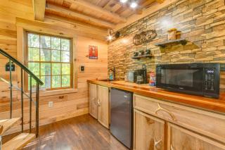 Escape to Nature Secluded McDonough Cabin! - - 4