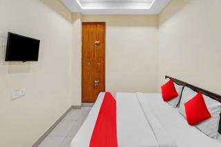 Hotel O Mt Stays - Noida - 0