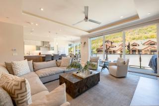 Luxury Townhome with Spectacular Views. Private Hot Tub & Walking Distance to Main Street - - Park City - 5