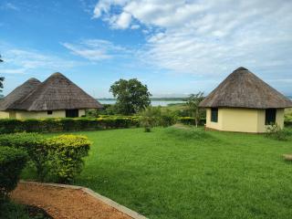 Bar Lyec Safari Lodge - Pakwach East - 9