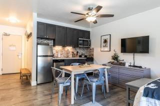 245 Bldg C condo - 6