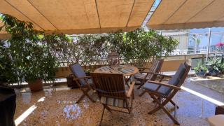 At the Beach! +10min= port&center. - 7