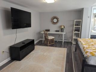 Secluded Getaway Near Downtown, Airport, Hospitals - Pittston - 7