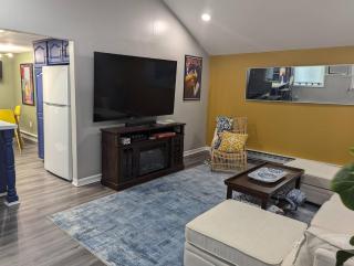 Secluded Getaway Near Downtown, Airport, Hospitals - Pittston - 4