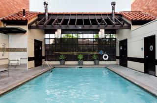 Cozy Apartment Homes On Wilshire Corridor - 6