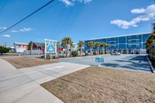 Saltwater 101 1st Floor Barefoot ADA - Surf City - 3