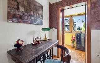 Nice Apartment In Steinbach-Hallenberg - Kurort Steinbach-Hallenberg - 4