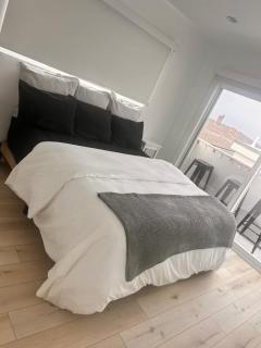 MB Modern Sand Section Sea View - 1