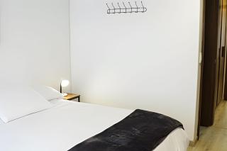 2 awesome aptos same building - 6