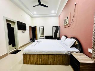 RM Guest Home - Calcutta - 2