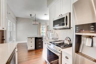 Buttercup - Charming Home on Quiet Street Near the Convention Center - West Palm Beach - 5