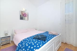 Apartment Nero by aneo travel - Dinjiška - 1