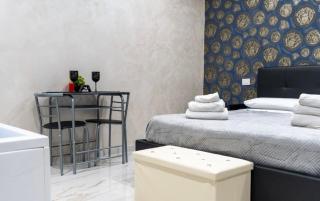 Luxury Apartments ByAnna - Bari - 3