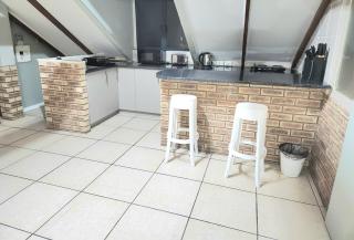 Durban North Loft with Sea Views - 9