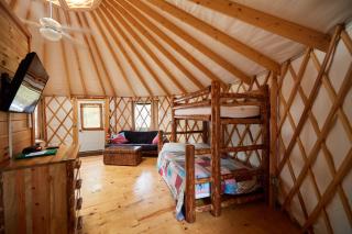 Circle M Camping Resort Yurt - Lancaster - 9