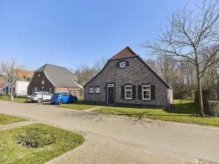 Farmhouse in Limburg with Private Sauna - Roggel - 0