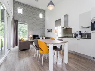 Bungalow in Limburg near Designer Outlet - Roggel - 2