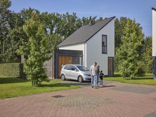 Bungalow in Limburg with Gourmet Kitchen - Roggel - 0