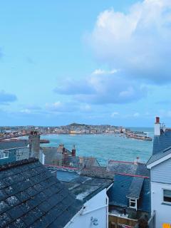 Bellevue, Apartment Overlooking Stunning Beach - St Ives - 1