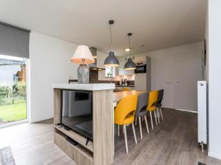 Stylish Villa with fireplace in Limburg - Roggel - 4