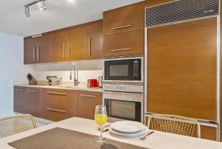 MVR - Icon Brickell & King Suite Views - 1