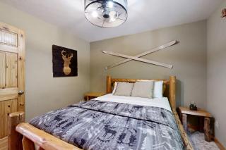 Cabin on the Loop-Upper - Three Lakes - 1