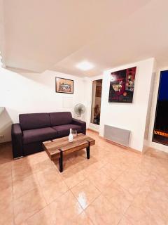 Riviera Mornings - Old Town Stay - 5 Min to Beach & Breakfast - 8