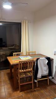 Pitangueiras com cadeira e guarda-sol exclusivo, limpeza diária, piscina climatizada e Wi-Fi - 9