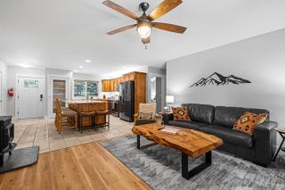 Pineview on Baycolt- remodeled w/great parking, near downtown and golf course - McCall - 8