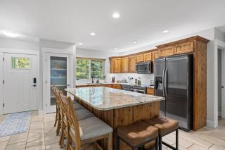 Pineview on Baycolt- remodeled w/great parking, near downtown and golf course - McCall - 5