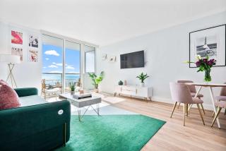 MVR - Elevate Your Stay with Stunning Ocean Views - 1