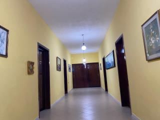 H&A Guest House - Golem - 4