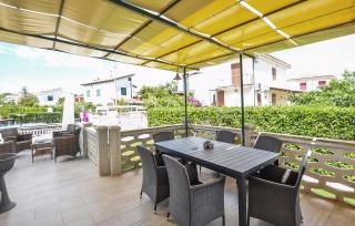 Stunning Home In Capaccio - 8