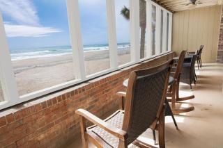 Beautiful Oceanfront 2 Bedroom Villa 2nd Floor - Pawleys Island - 9
