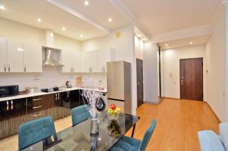 Luxury Apartment at Malibu - Erevan - 7