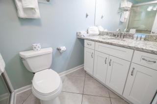 Bright and Beautiful Dunes Room 2nd Floor - Pawleys Island - 6