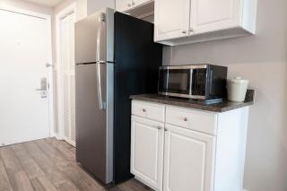 Coastal Getaway: Oceanfront Dune King Room - Pawleys Island - 7