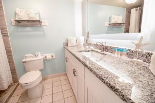 Beaches and Dreams 4th Flr Oceanfront Room - Pawleys Island - 6