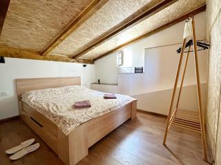 Luxurious attic apartment with a breathtaking view - Vranjina - 1