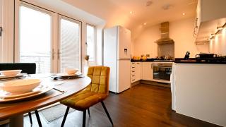 Two Bedroom Flat By Littlepiggyrentals Short Lets & Serviced Accommodation Cranfield With Balcony & Fast Wi-Fi - Cranfield - 7
